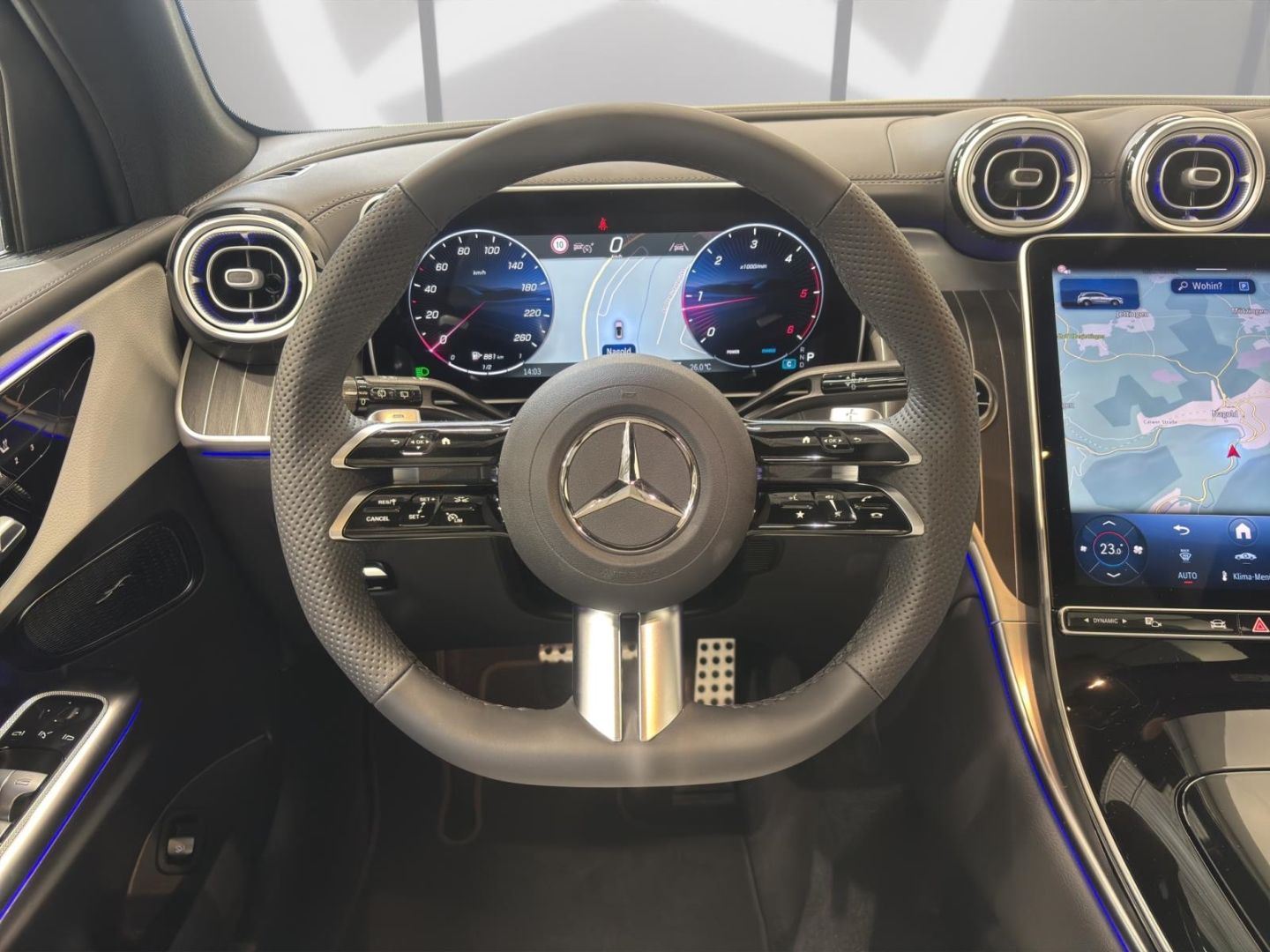 Mercedes-Benz GLC 220 d 4M EDITION AMG LINE AHK+PANO+DIST+360°