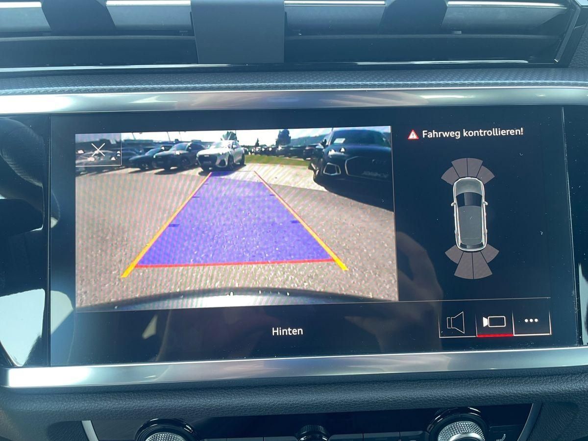 Audi Q3 40 TFSI quattro S-LINE - Samsaru's Car Outlet