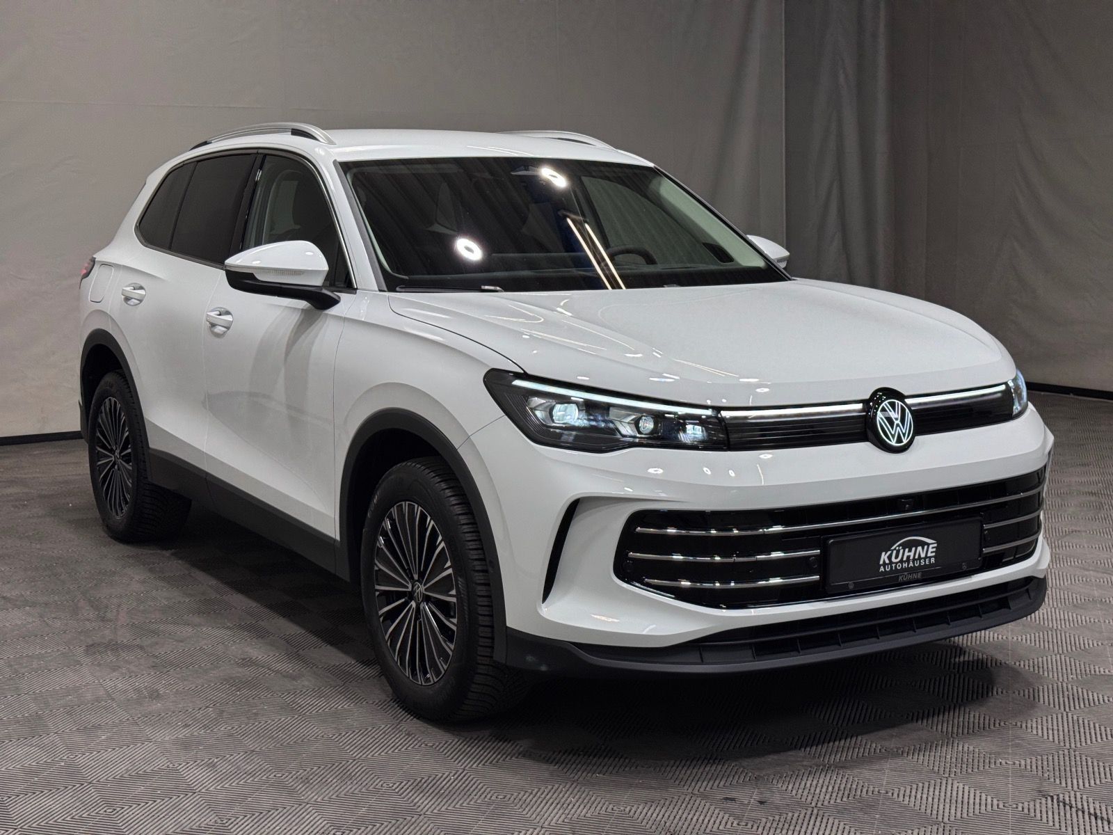Volkswagen Tiguan 1.5 TSI eHybrid Elegance | AHK MATRIX DCC