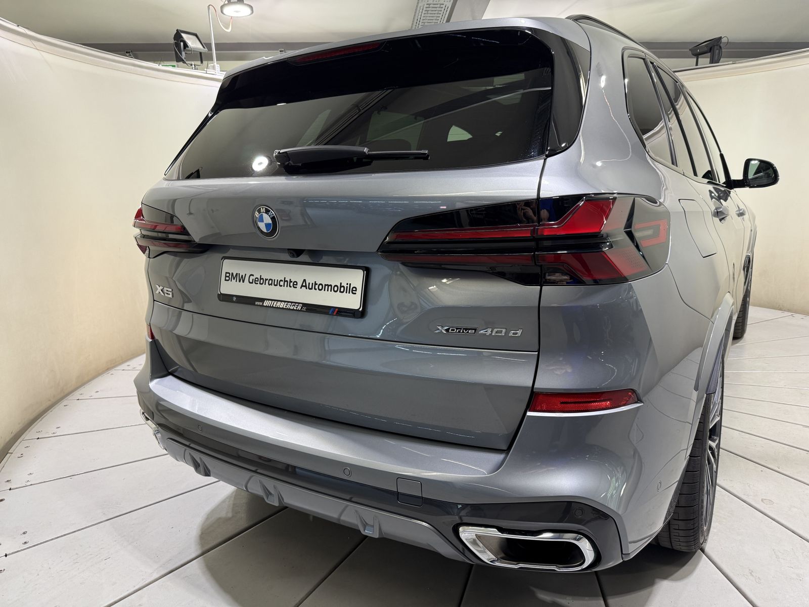 BMW X5 xDrive40d M Sportpaket Luftfeder AHK ACC 360°