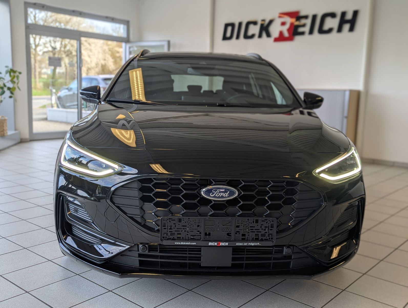 Ford Focus 1.0 ST-Line X Styling Matrix B&O Pano 18"