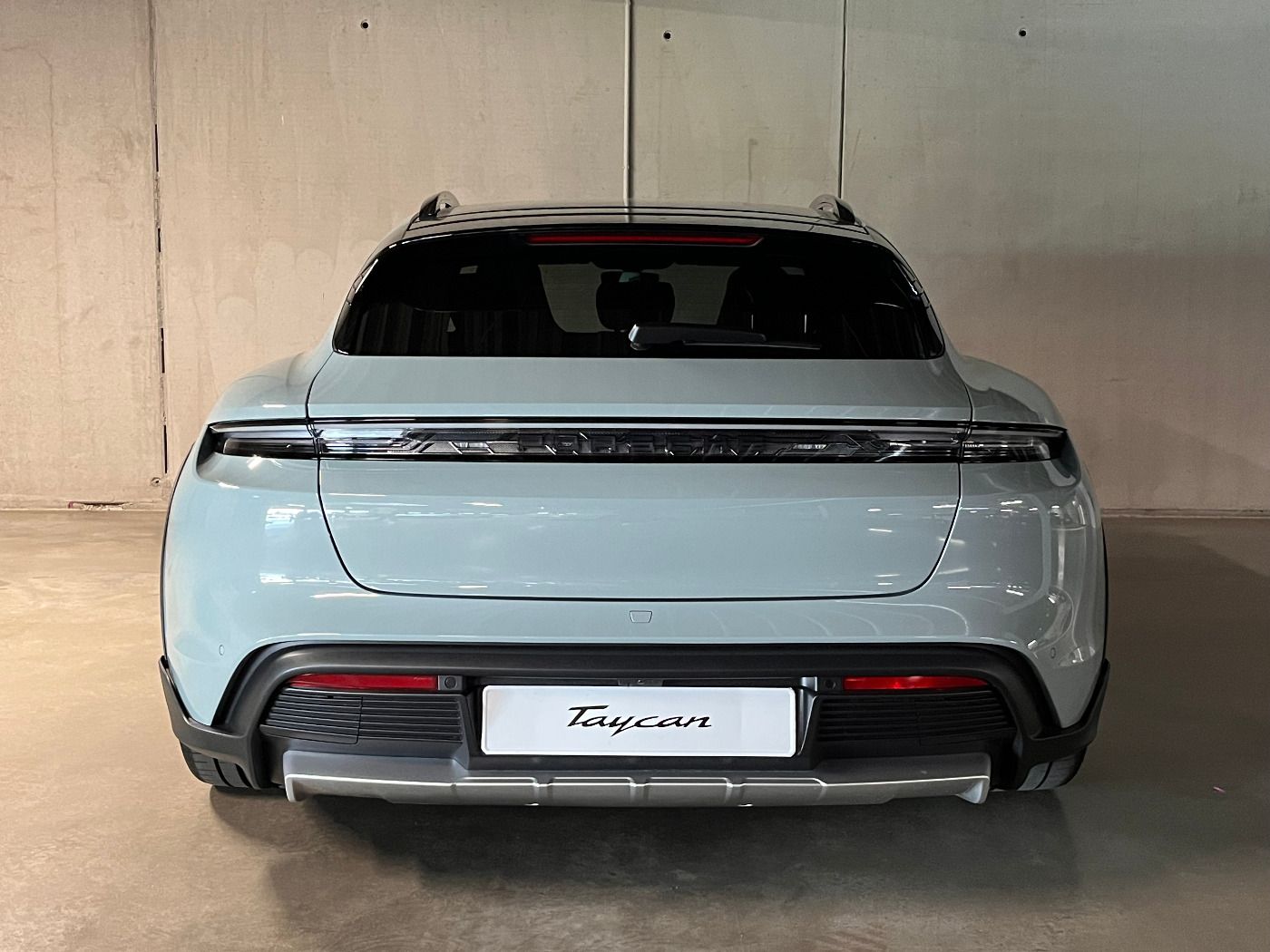 Porsche Taycan 4 Cross Turismo | InnoDrive |