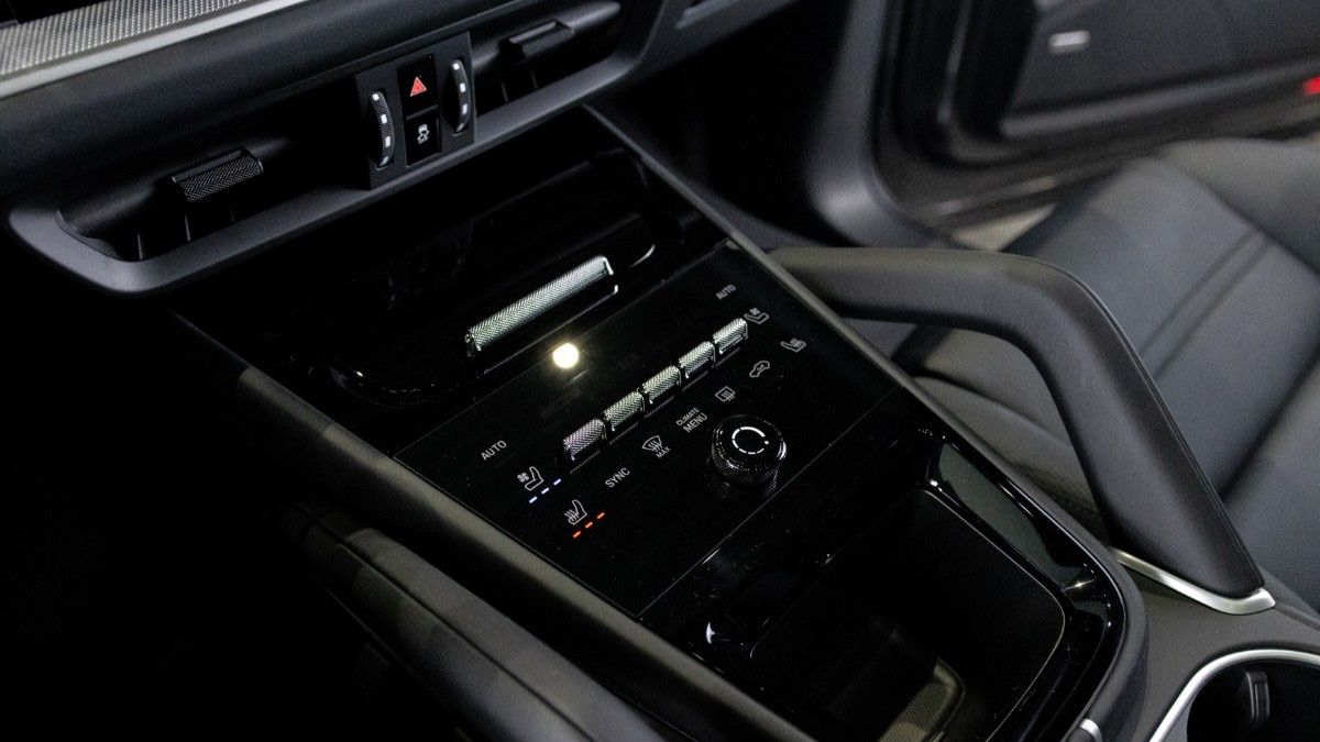 Porsche Cayenne Coupe E-Hybrid*SpDes*SportAbg*Luft*PASM
