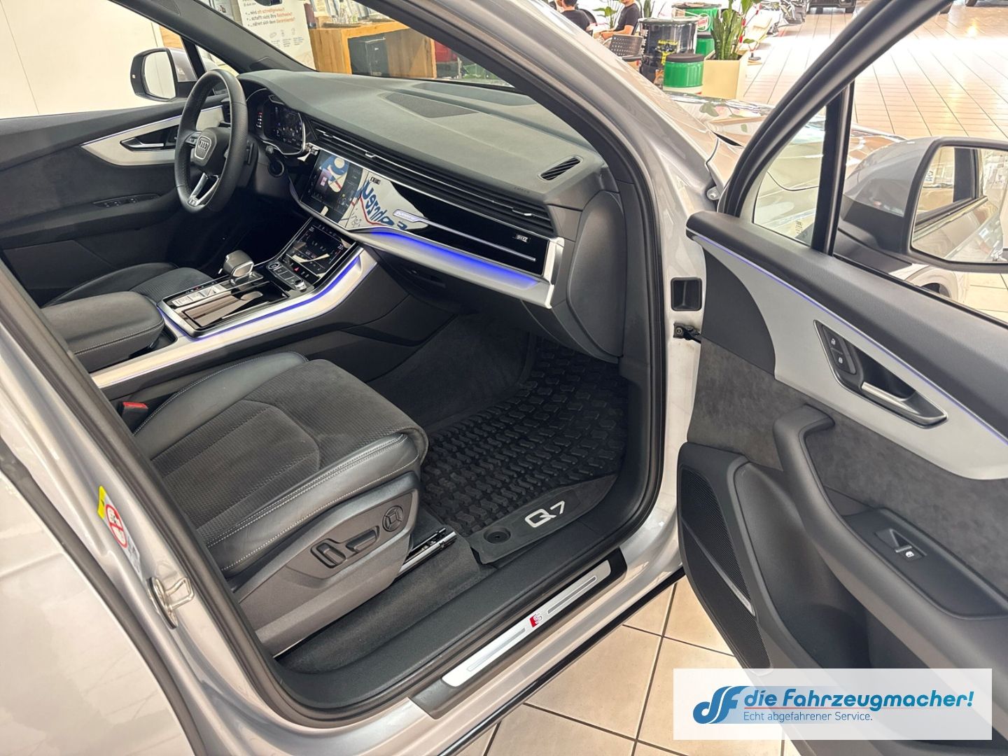 Audi Q7 45 TDI quattro S-line Sportpaket LuftfeNiveau