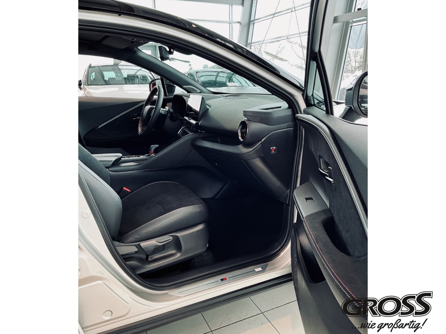 Toyota C-HR AWD Hybrid GR Sport Premiere 4x4 JBL 13 JAH