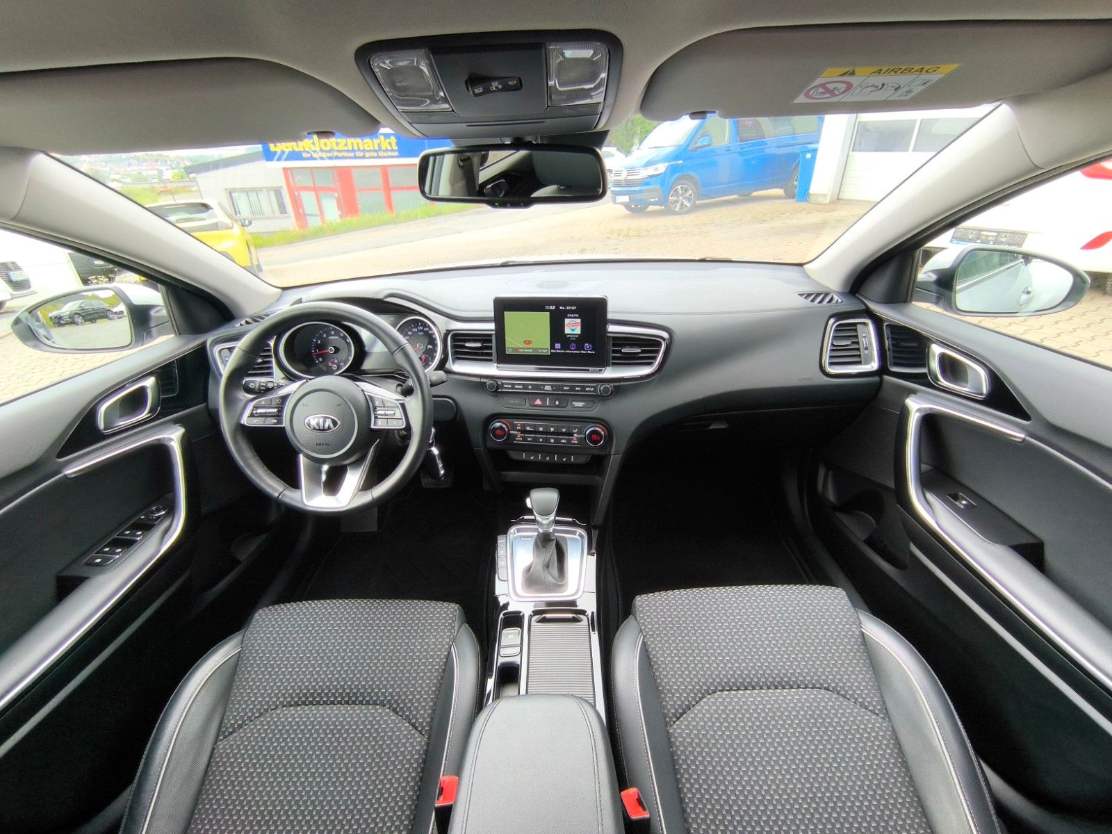 Kia Ceed Kombi 1.4 TGDi Automatik - Samsaru's Car Outlet