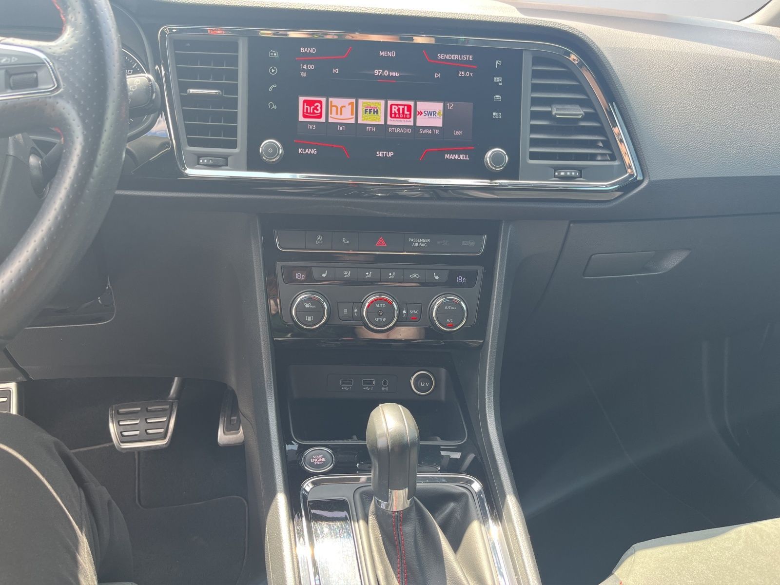Seat Ateca 2.0 TDI DSG FR AHK NAVI PANORAMA SHZ