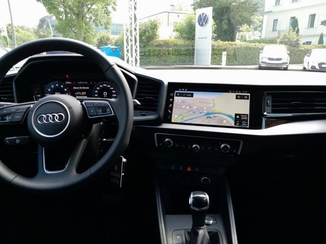 Audi A1 Sportback advanced 30 TFSI S - Samsaru's Car Outlet