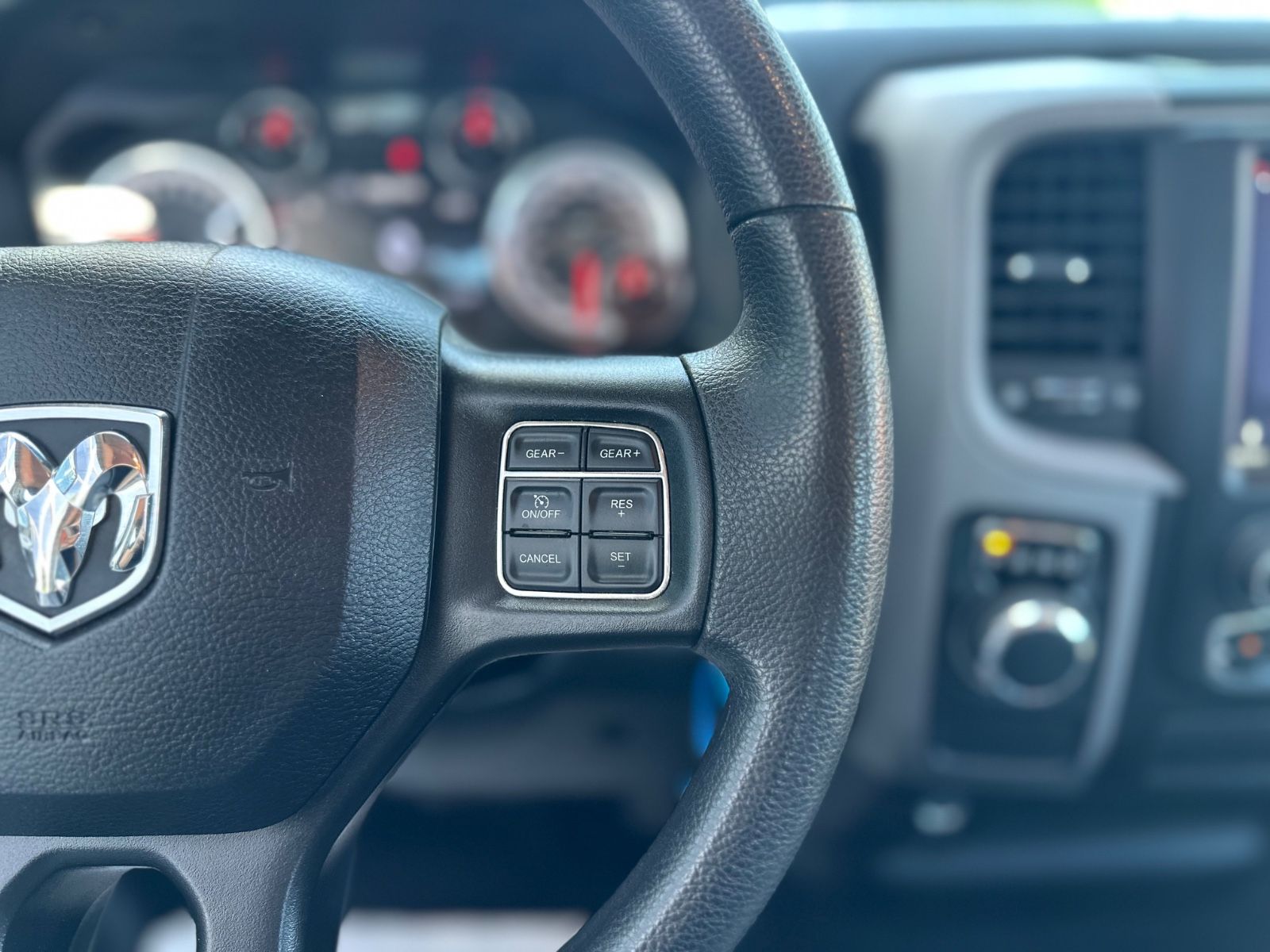 Dodge RAM 1500 DS Reg.Cab Tradesman 5.7L