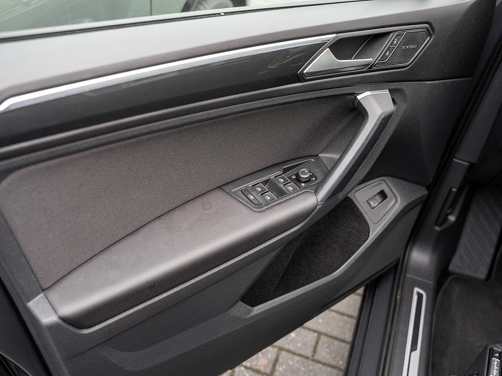 Volkswagen Tiguan 2.0 TDI Life 4M DSG AHK KAM H-K NAVI LED