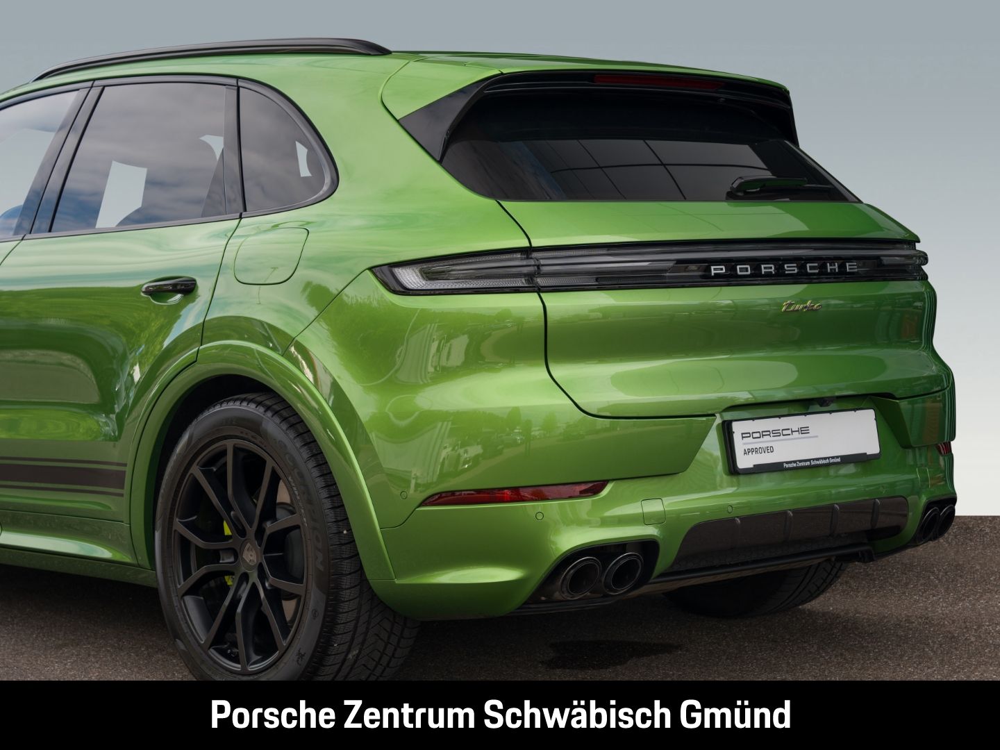 Porsche Cayenne Turbo E-Hybrid Burmester Nachtsicht PDCC