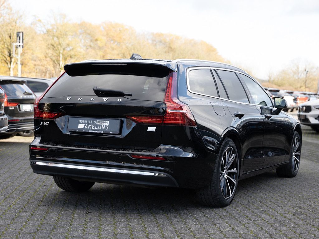 Volvo V60 T6 Core Recharge Plug-In Hybrid AWD AHK LED