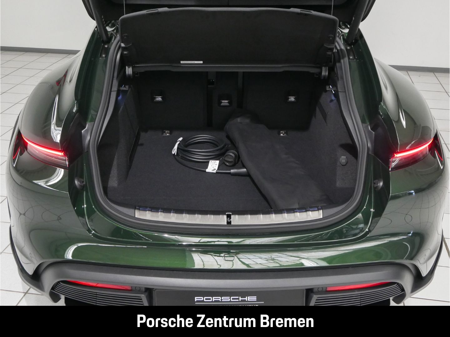 Porsche Taycan 4S Cross Turismo Pano Sunshine Bose Inno