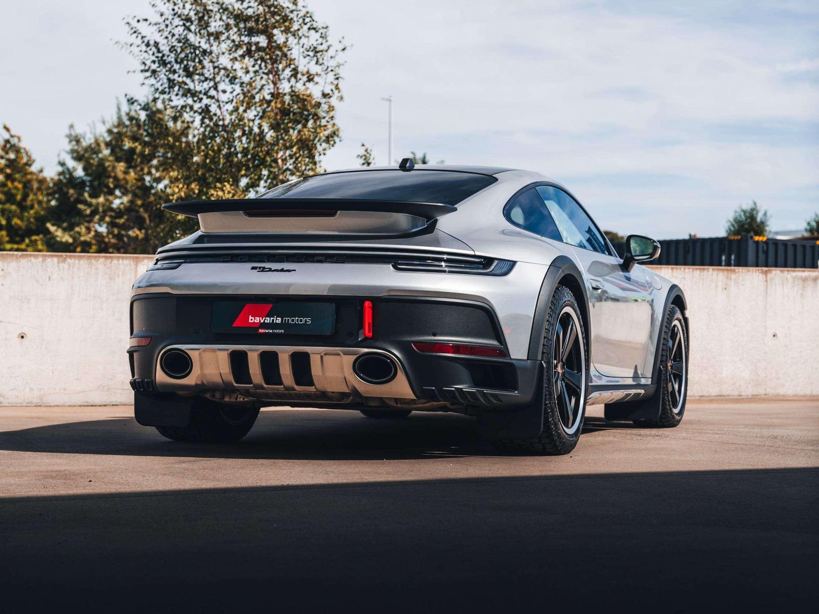 Porsche 992 Dakar / GT-Silver / Carbon / VAT