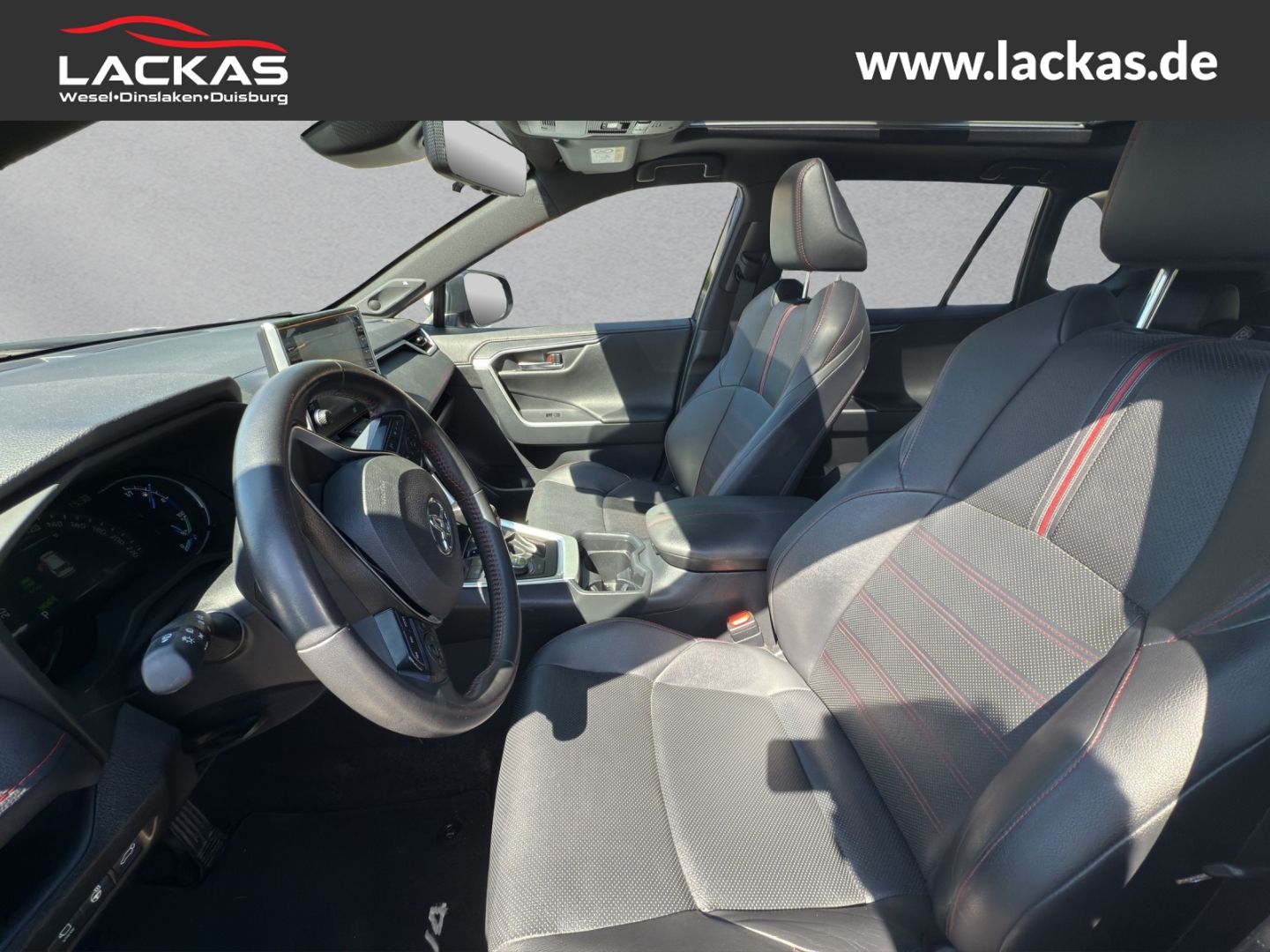Toyota RAV 4 Plug-In Hybrid 4x4 - Samsaru's Car Outlet
