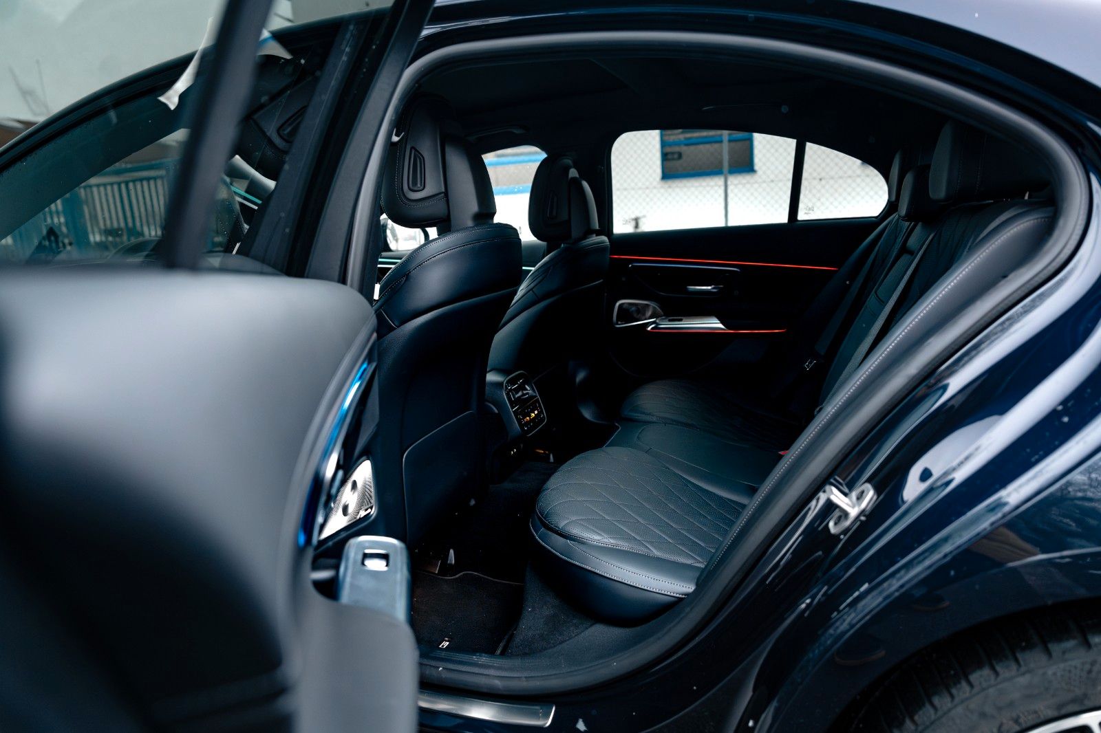 Mercedes-Benz E 450 E 450 4Matic AMG Line Premium Plus - Samsaru's Car Outlet