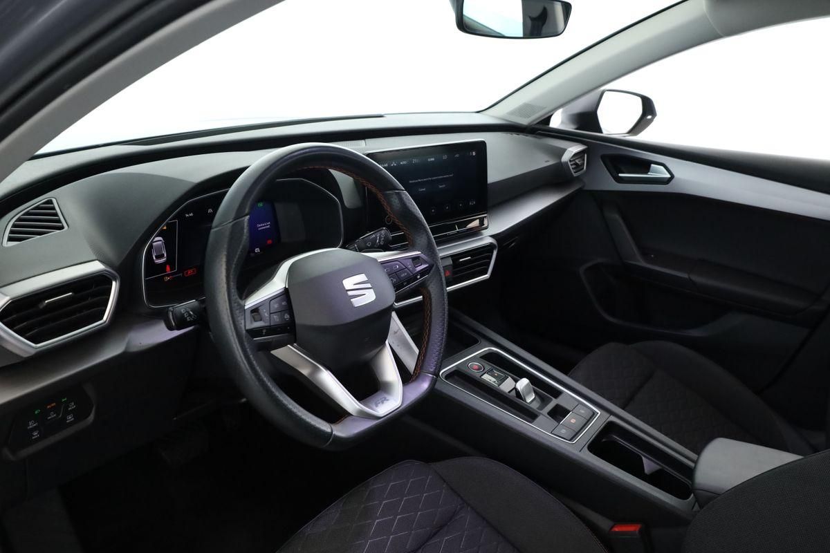 Seat Leon Sportstourer 2.0 TDI DSG FR LED Nav Kam AHK