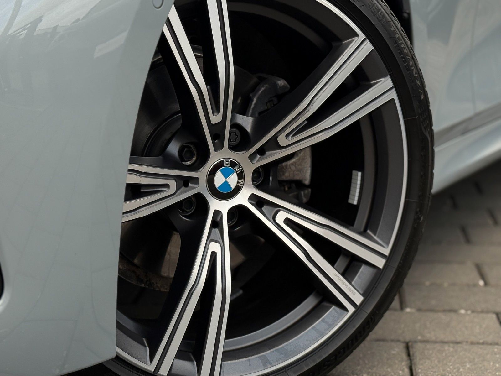 BMW 320d xD M Sport 19" AHK HuD h/k ACC StHzg memory