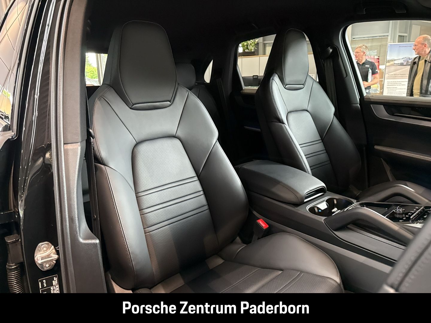 Porsche Cayenne S LED-Matrix Sport-Chrono Surround-View
