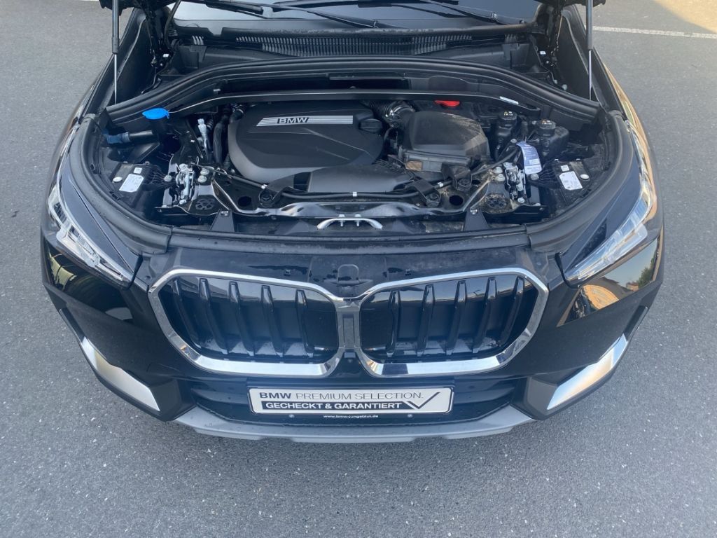 BMW X1 xDrive20d LiveCockpitPro - Samsaru's Car Outlet