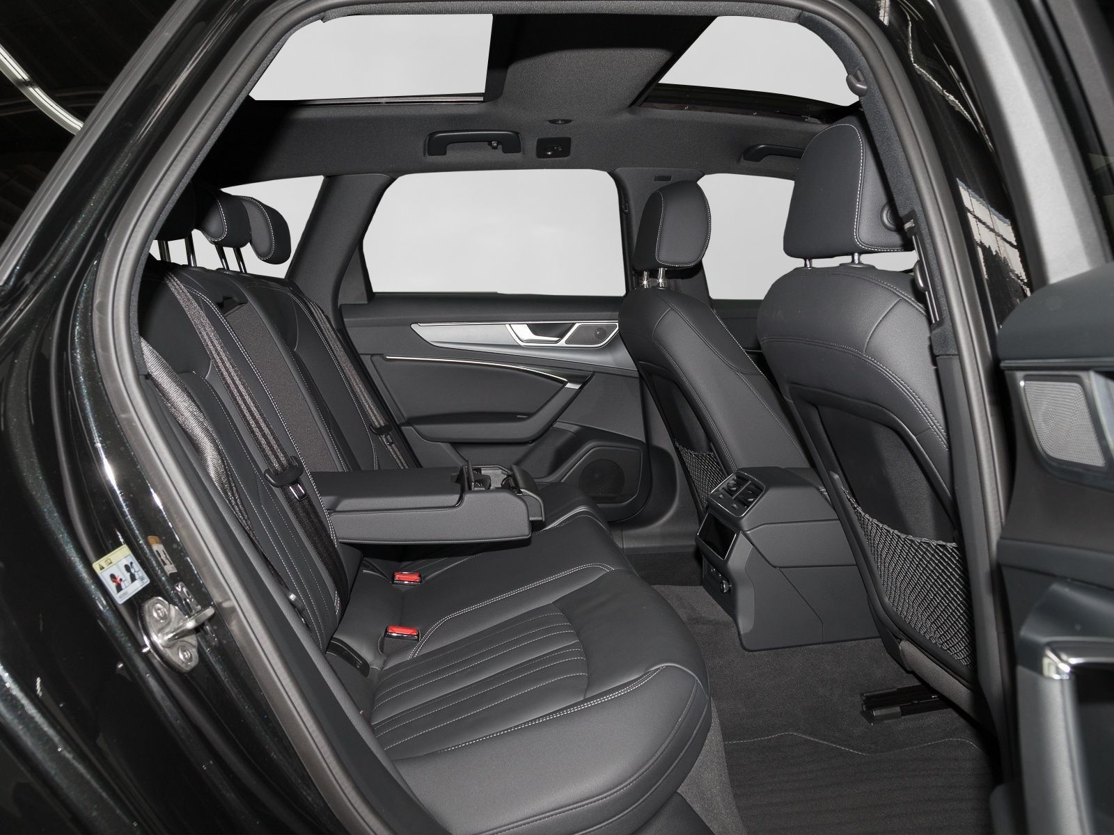 Audi A6 Avant 45 TFSI ADVANCED - Samsaru's Car Outlet