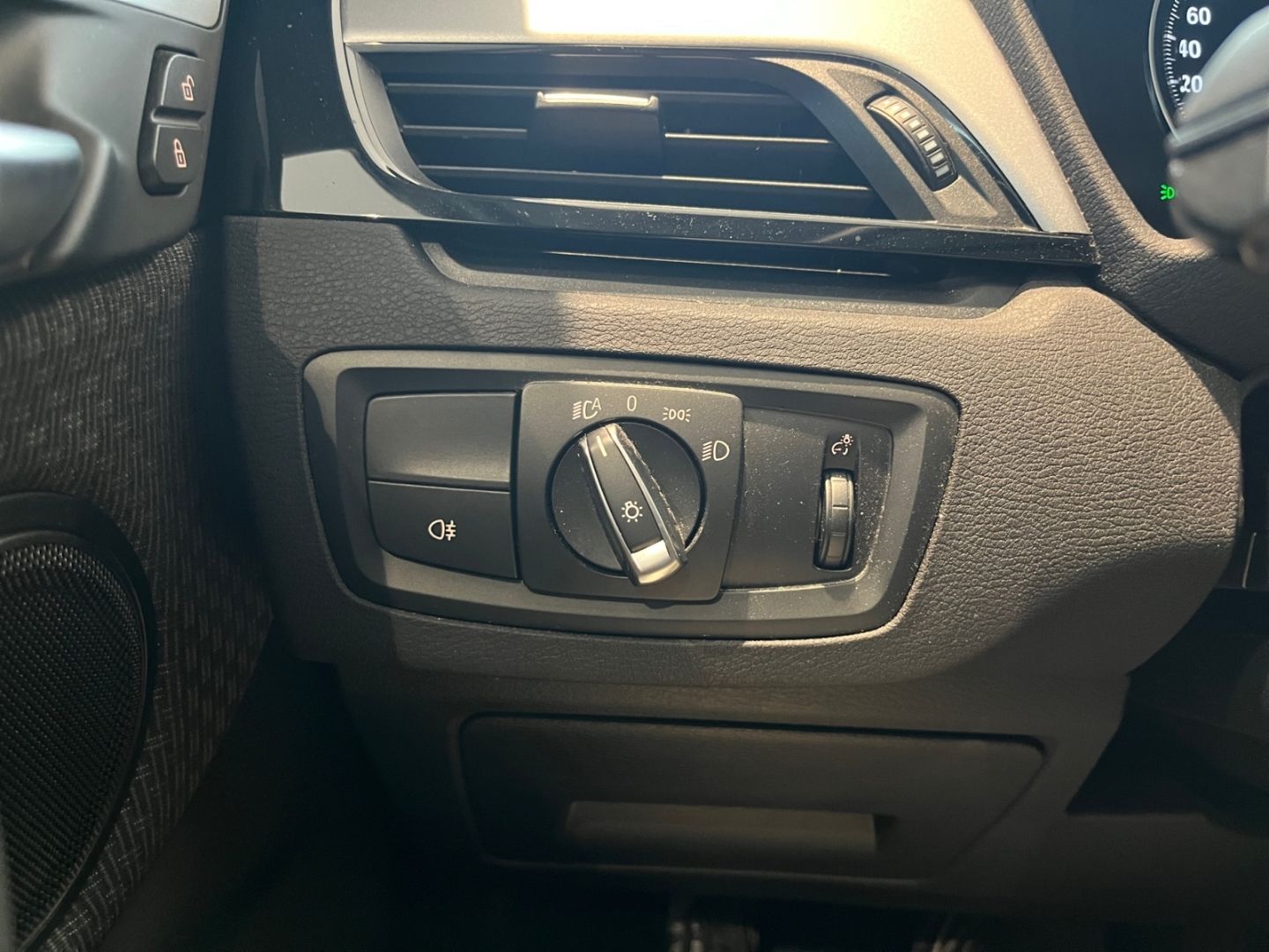 BMW X1 xDrive25e Advantage - Samsaru's Car Outlet