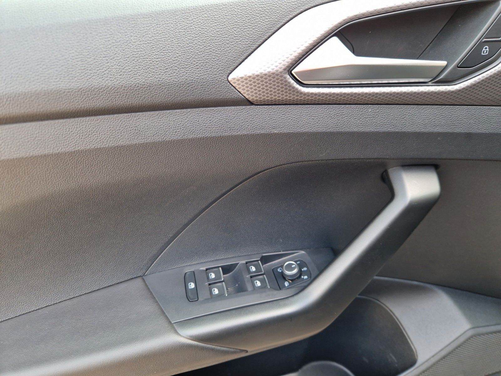Volkswagen T-Cross Active - Samsaru's Car Outlet