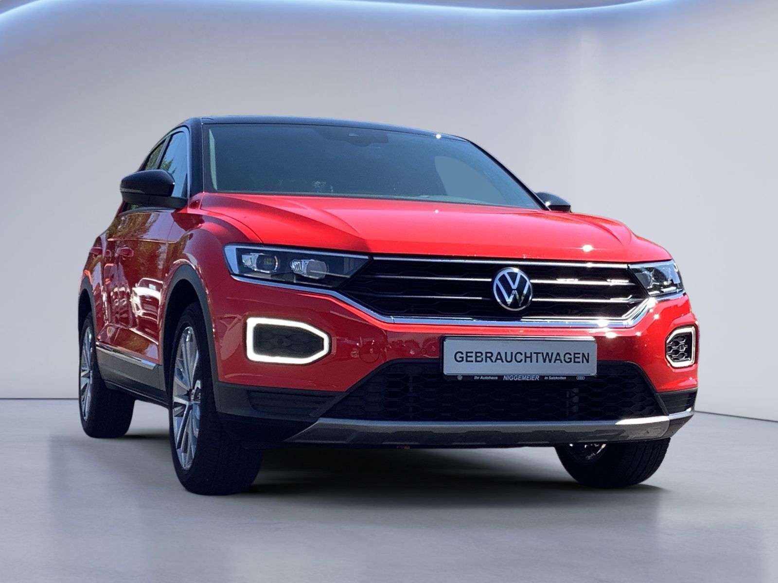 Volkswagen T-Roc 1.0TSI UNITED - Samsaru's Car Outlet