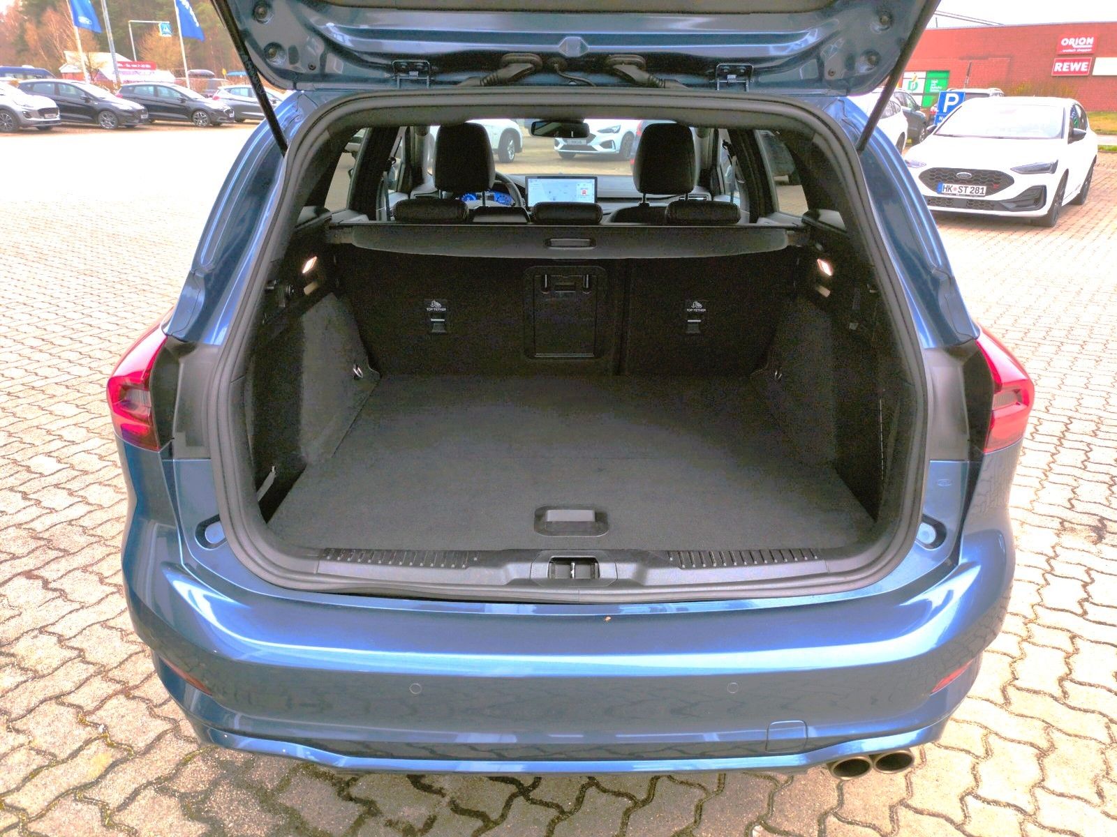 Ford Focus Turnier ST-Line Vignale*LEDER*NAVI*ACC*B&O