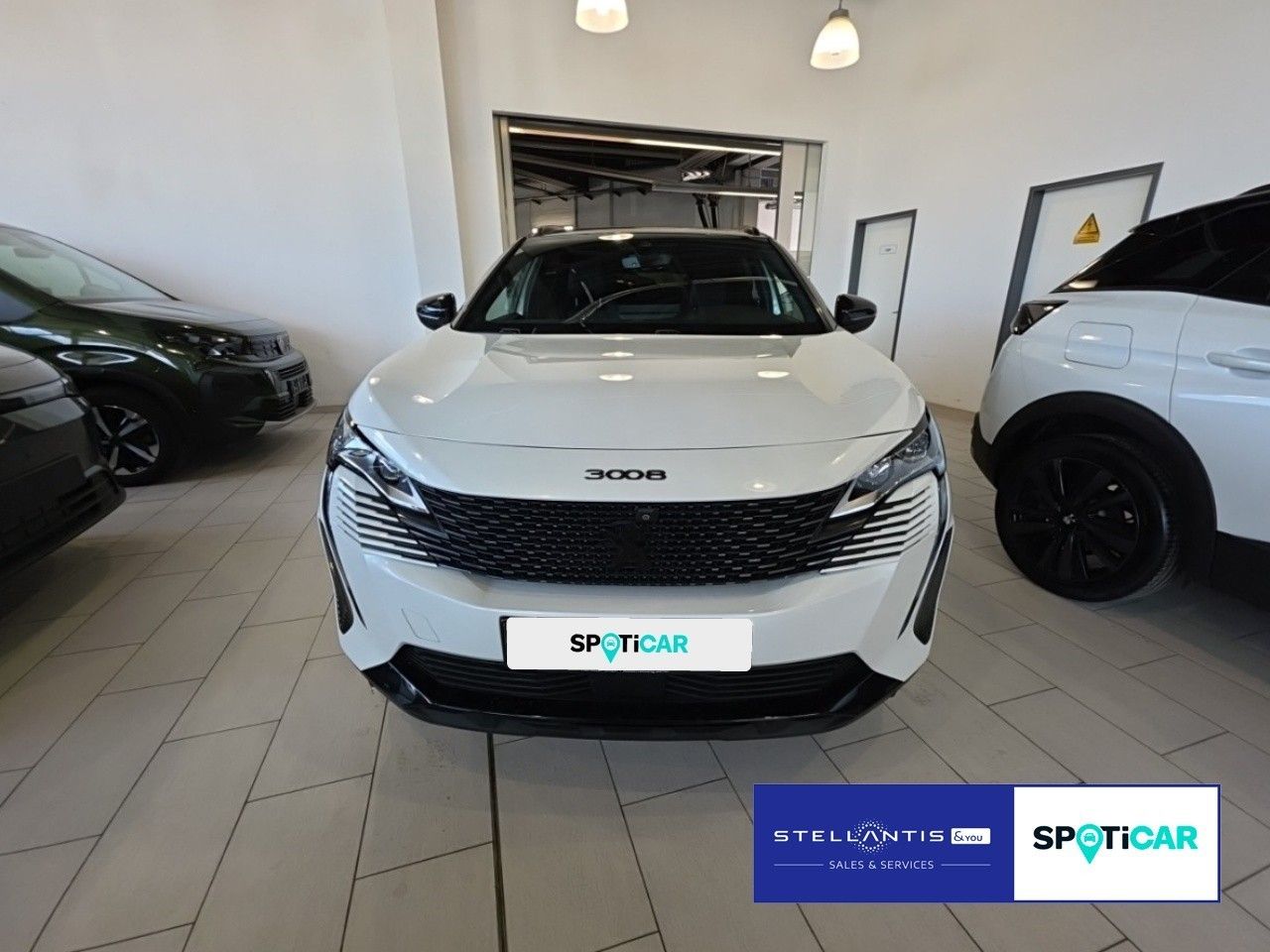 Peugeot 3008 Hybrid 225 GT PANODACH SHZ NAVI CAM
