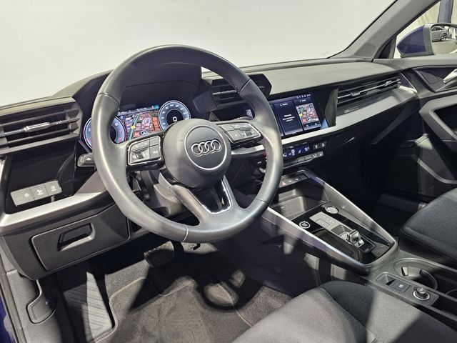 Audi A3 Sportback 30 TFSI Dy-Led Virtual Navi Spur.