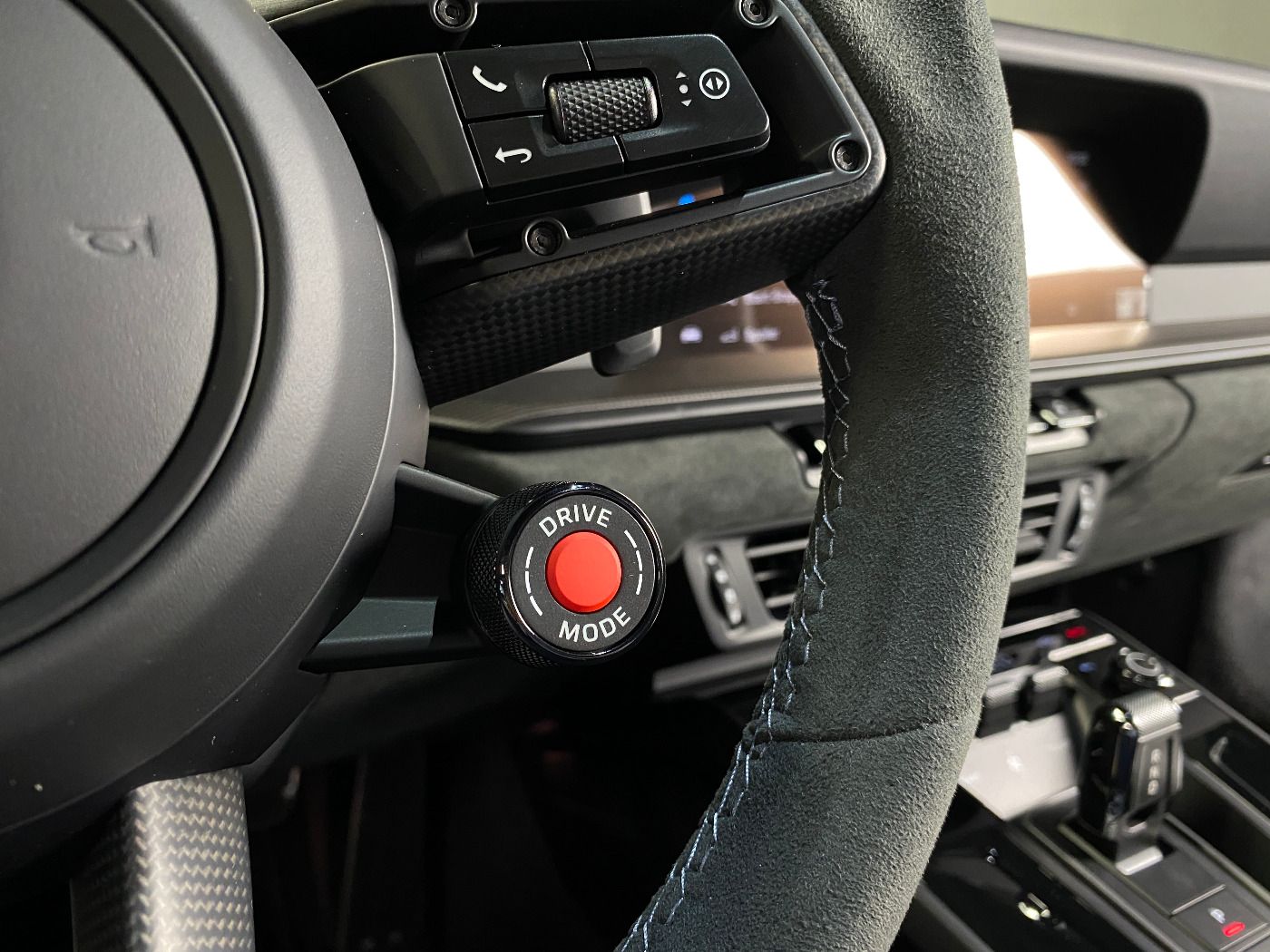 Porsche 992 (911) Carrera 4 GTS | Liftsystem | InnoDrive