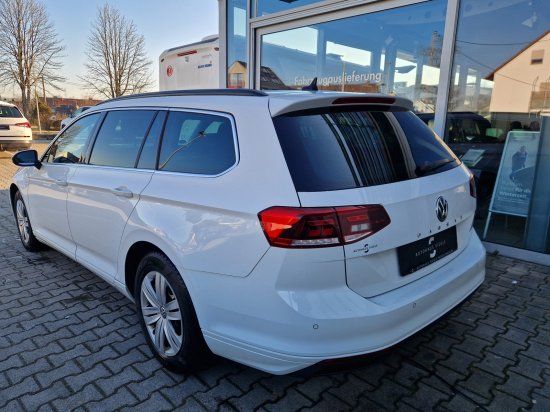 Volkswagen Passat Variant 1.6 TDI Business - Samsaru's Car Outlet
