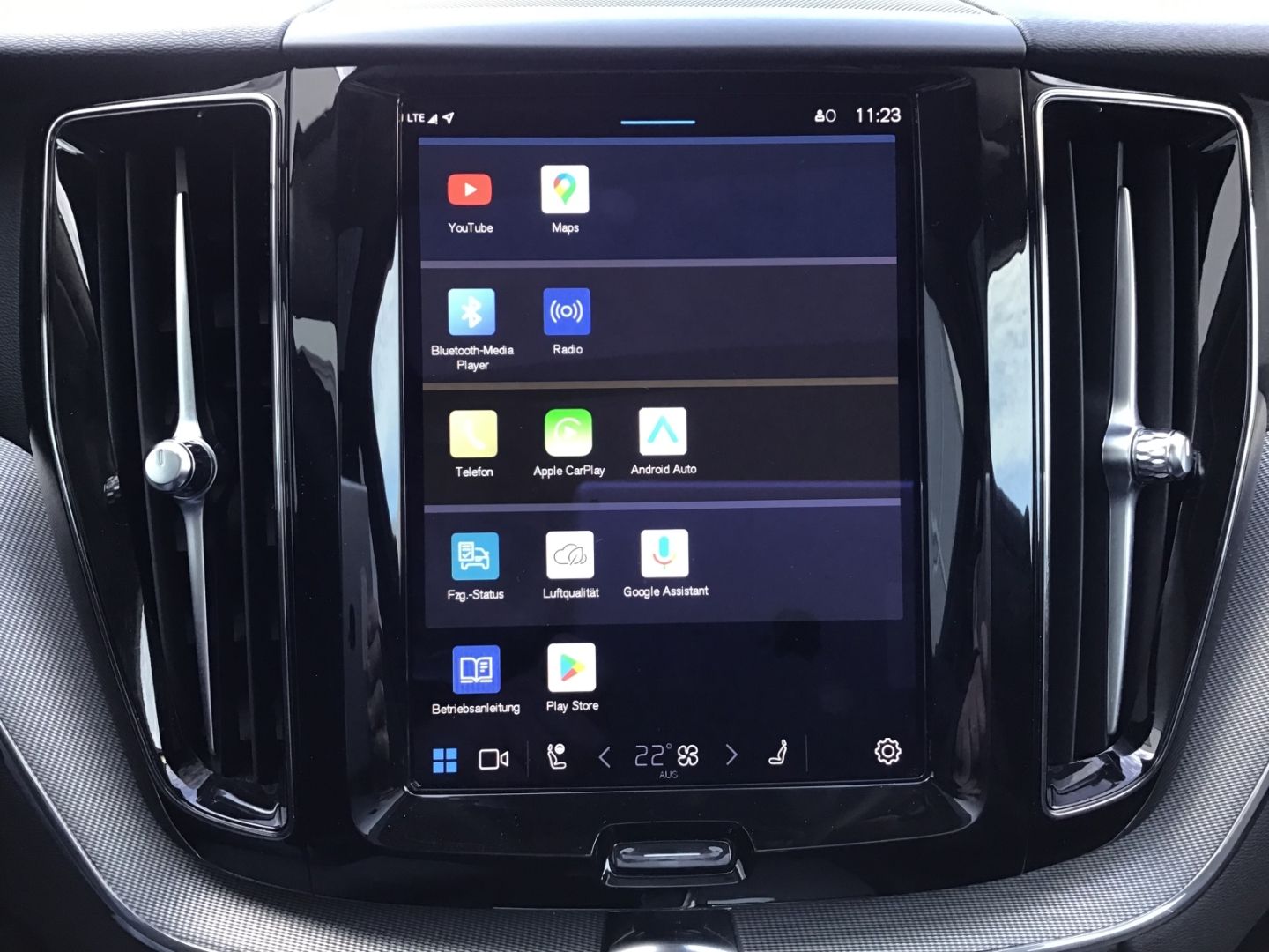 Volvo XC60 T6 Core Bright AWD Stdhzg. AHK