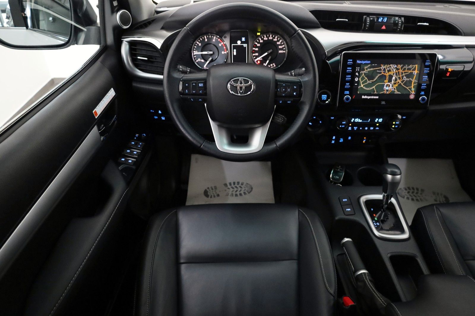 Toyota Hilux 2.8 Executive,Leder,Navi, HardTop,LED,Kam.