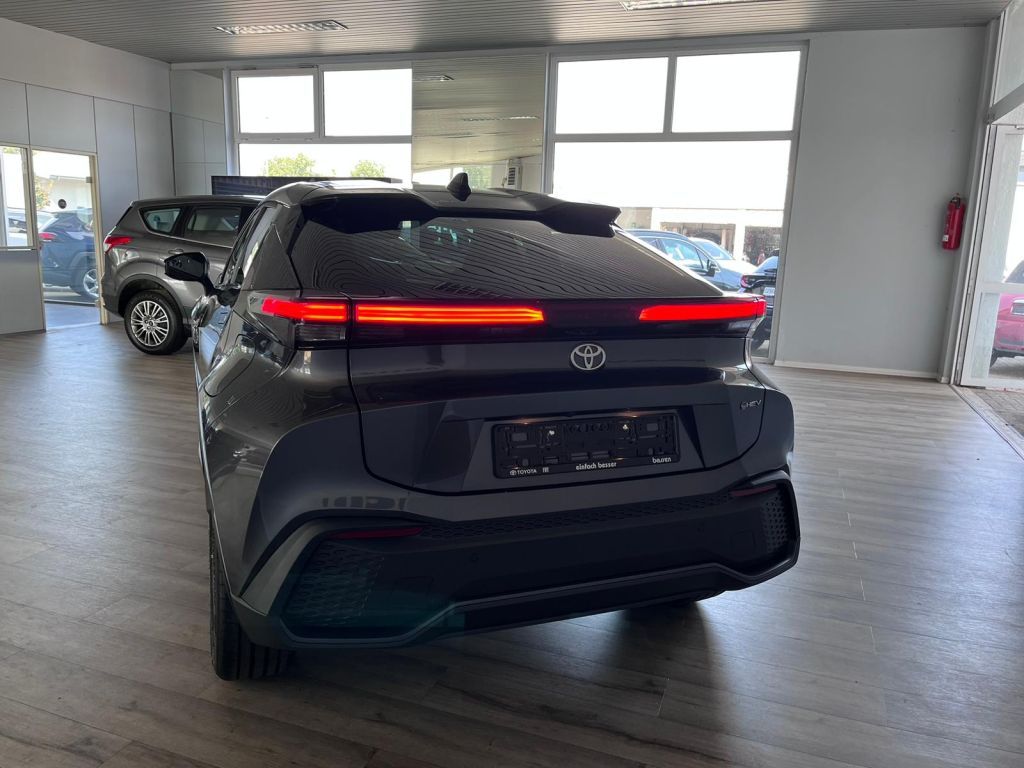 Toyota C-HR 1.8 Hybrid Team Deutschland