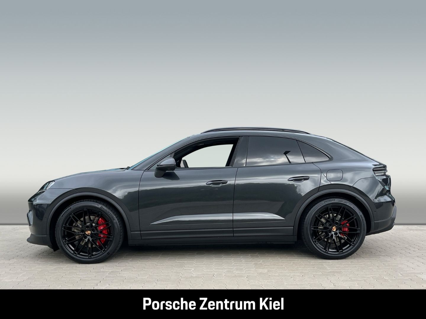 Porsche Macan 4S HA-Lenkung InnoDrive HUD Sitzbelüftung