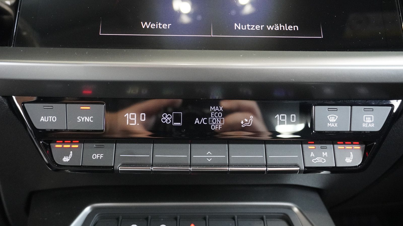Audi A3 Sportback 30 TFSI advanced - Samsaru's Car Outlet