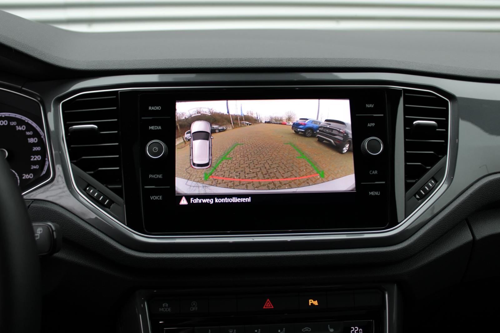 Volkswagen T-ROC 1.5TSI R-Line - Samsaru's Car Outlet
