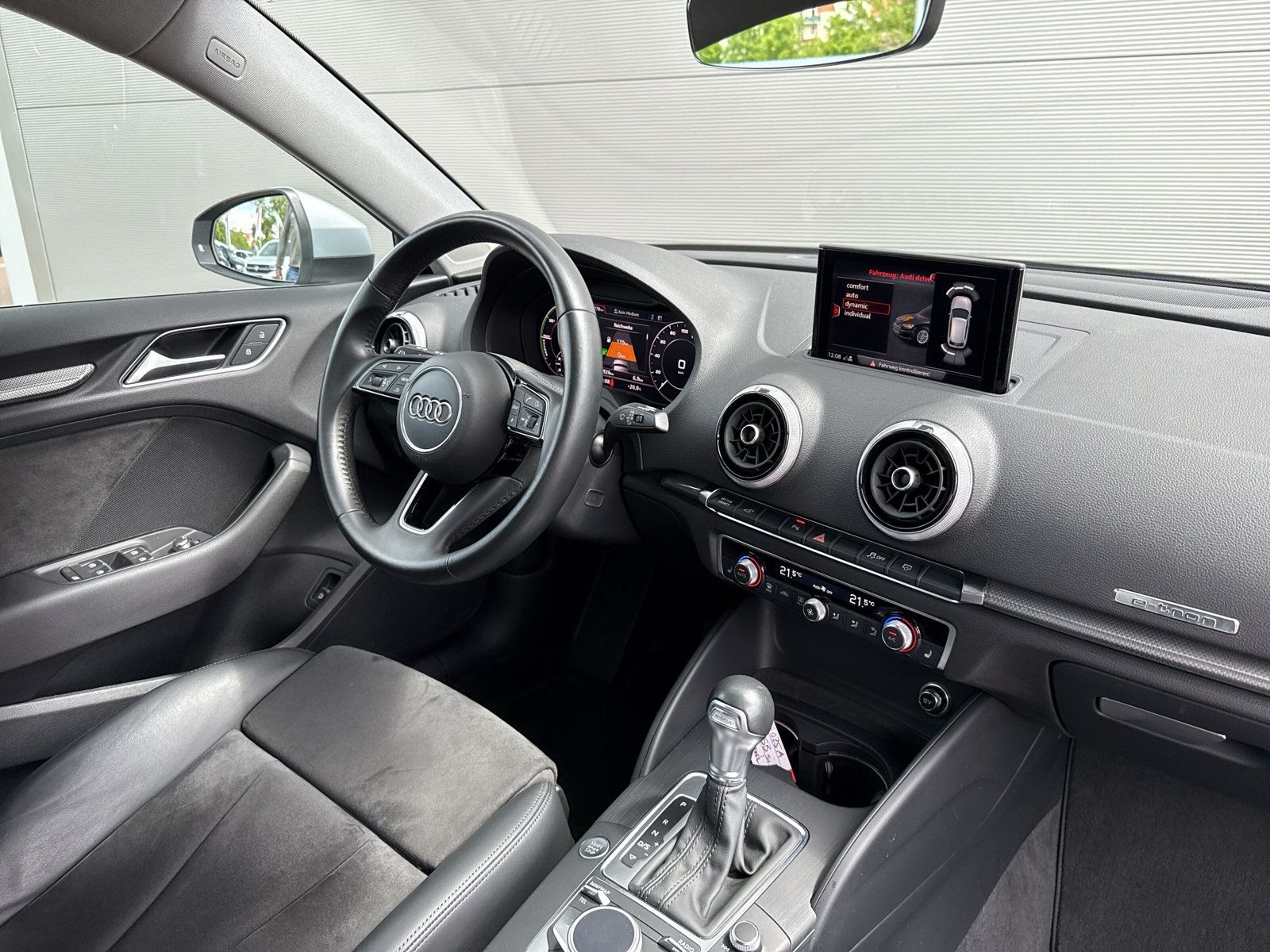Audi A3 Sportback 40 e-tron design - Samsaru's Car Outlet