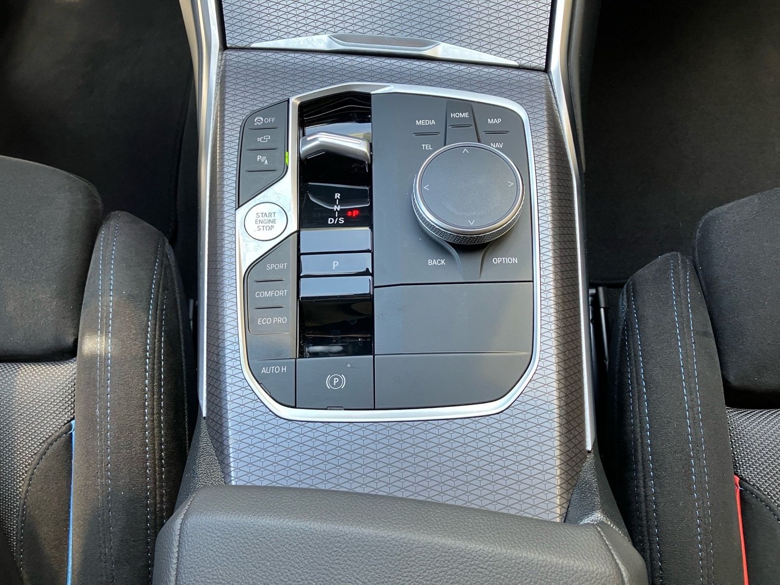 BMW 320d xDrive Touring M Sport ad.LED HUD PA+DA ACC