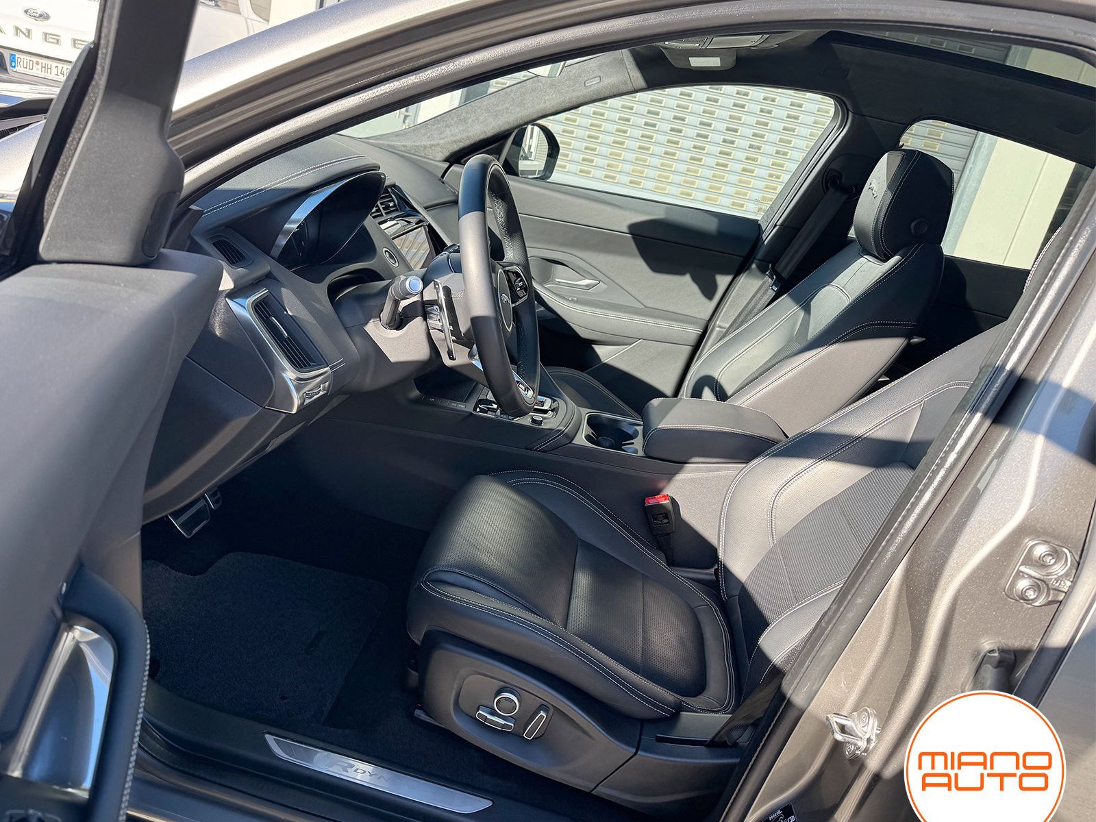 Jaguar E-PACE R-Dynamic S AWD *Mod. 2022|Pano|BlackPack