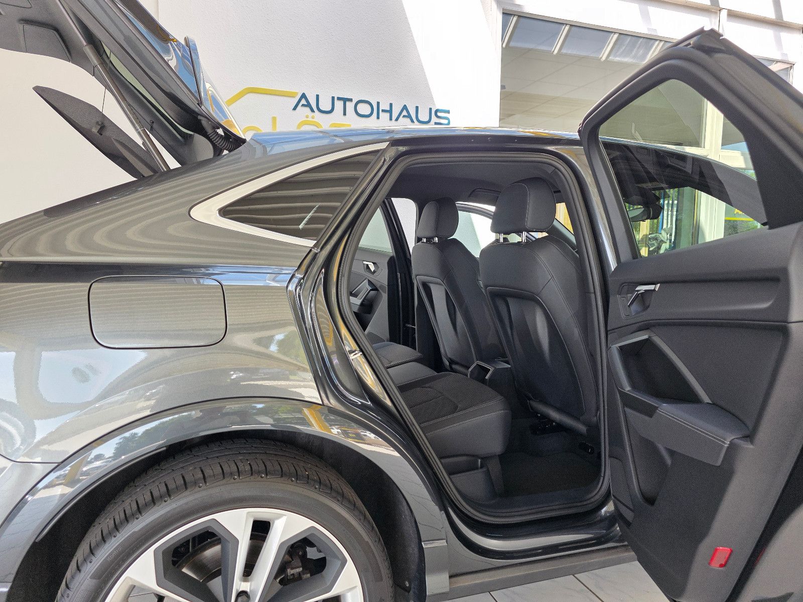 Audi Q3 Sportback 40TFSI quattro S Line - Samsaru's Car Outlet