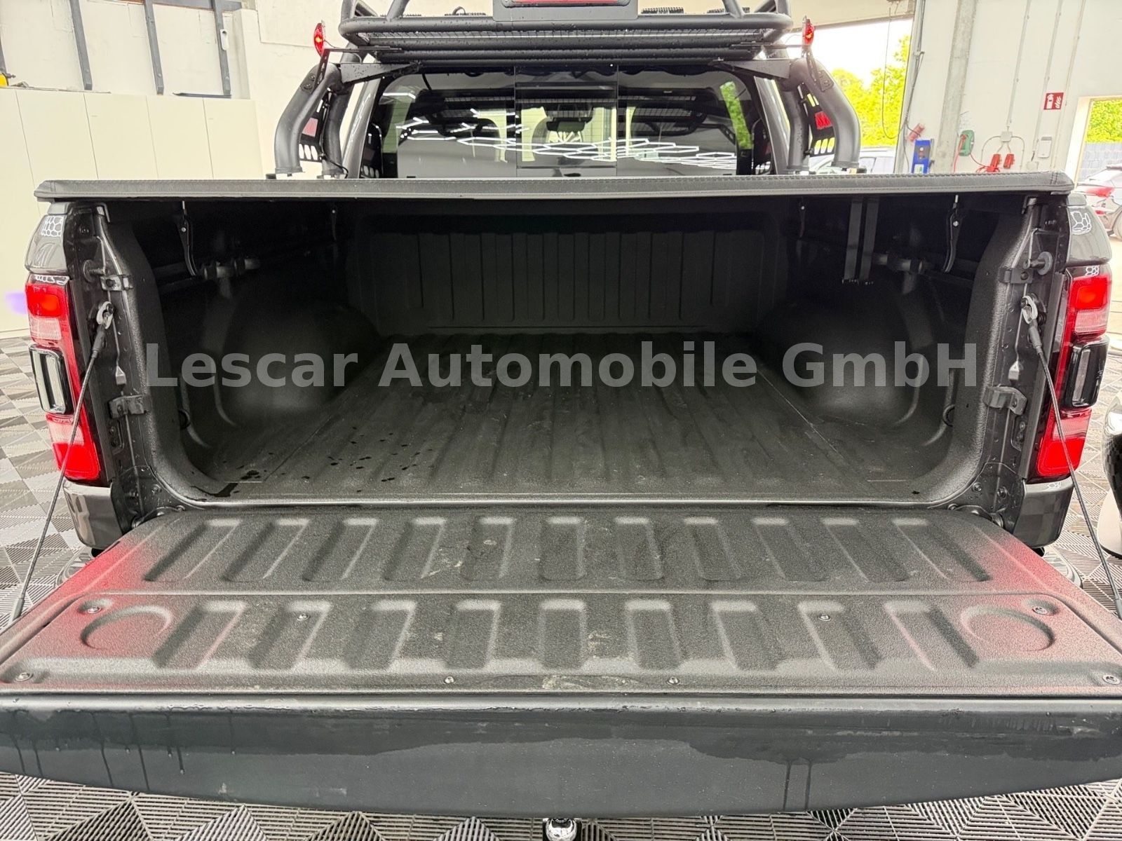 Dodge RAM 1500 Laramie Pick Up