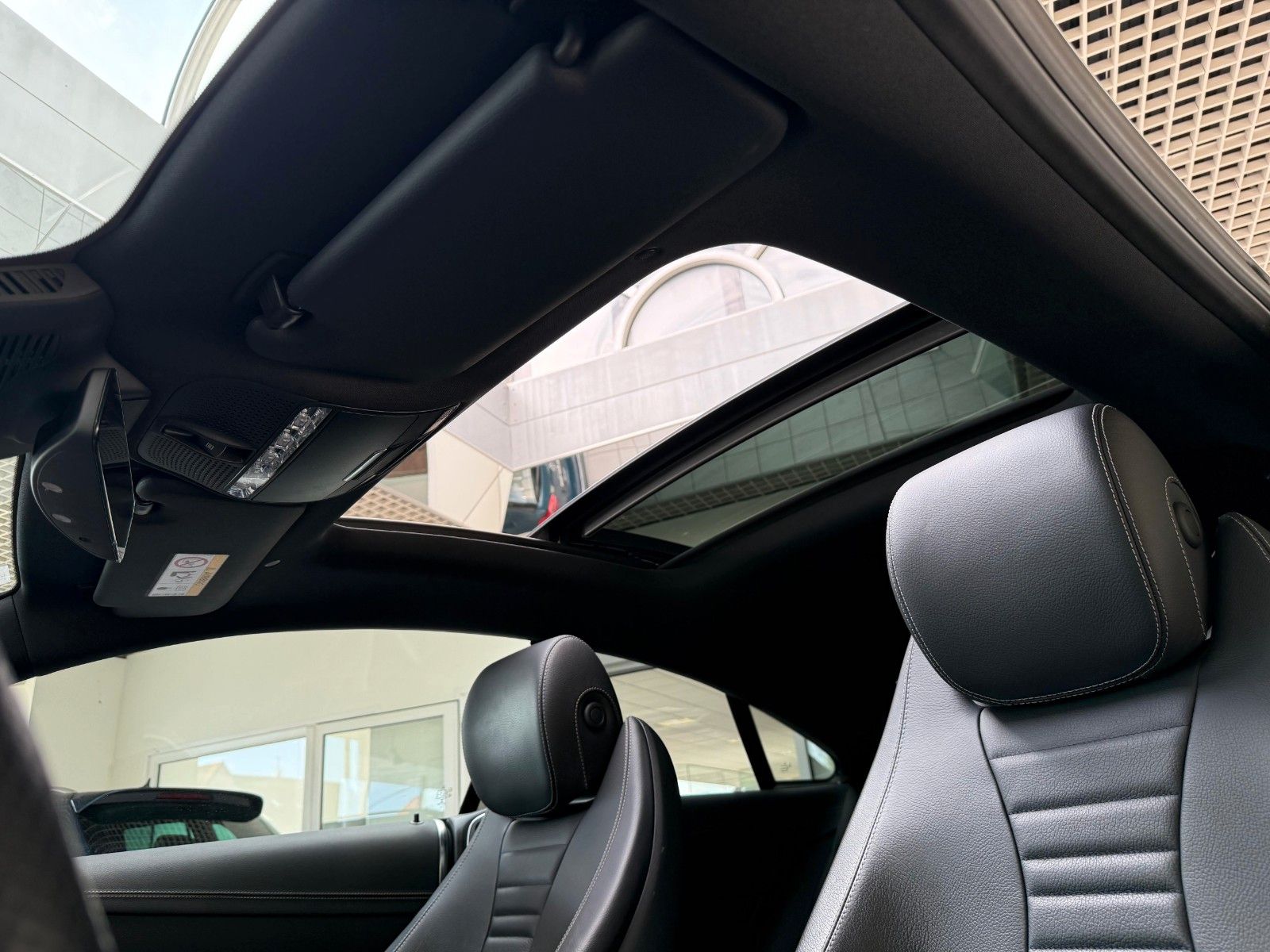 Mercedes-Benz E 300 Coupe AMG - Samsaru's Car Outlet
