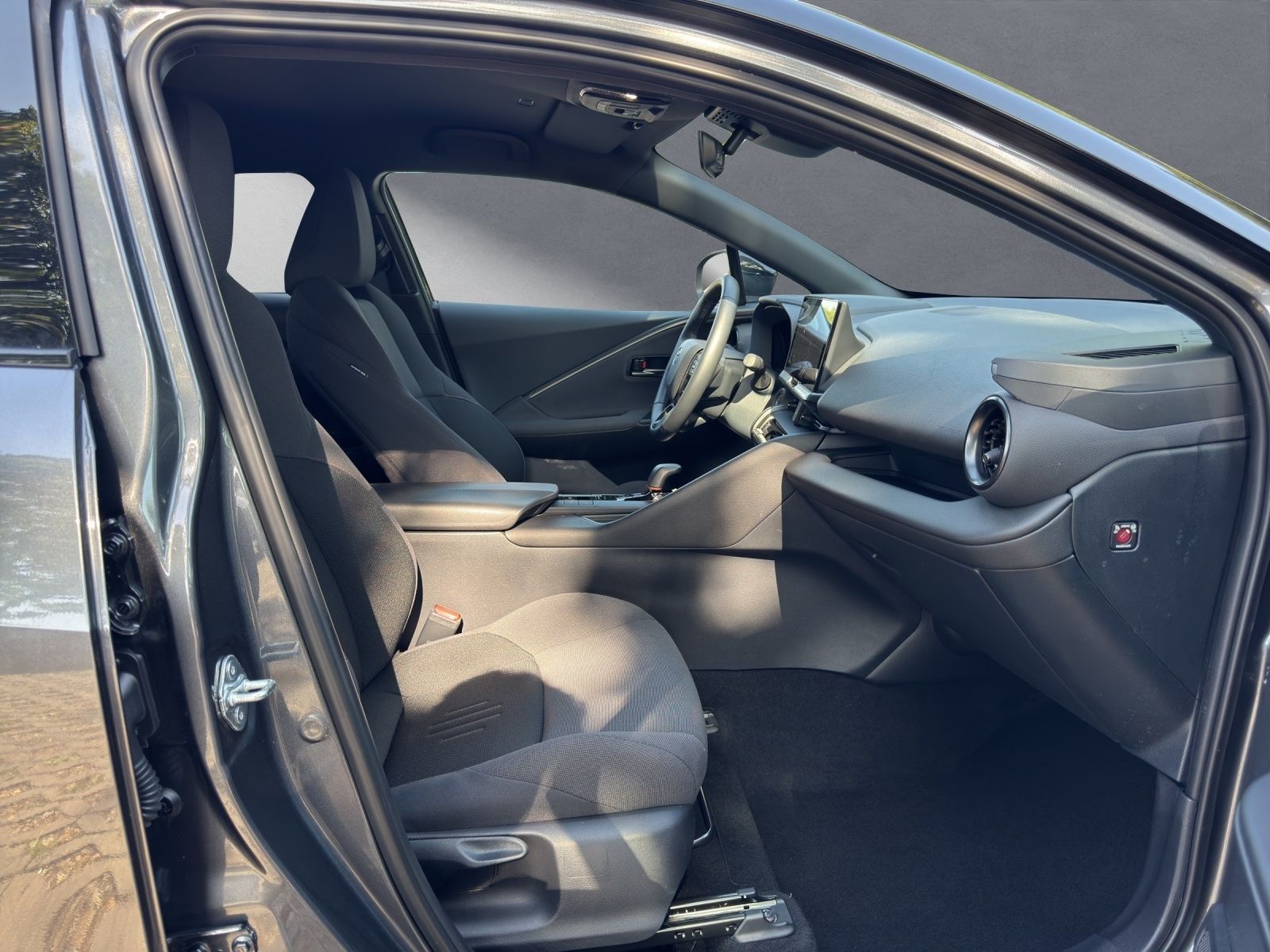 Toyota C-HR 1.8 Hybrid Teamplayer + Technik Paket