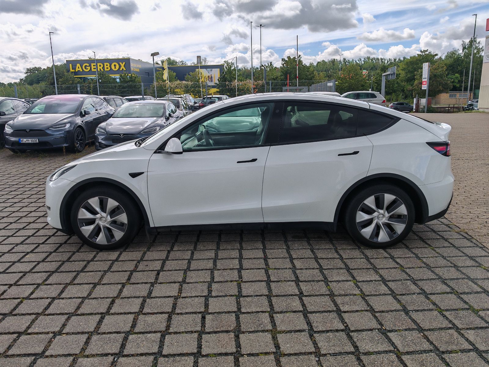 Tesla Model Y LongRange AWD | AHK | SoH 94%