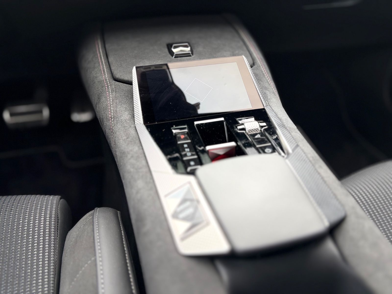 DS Automobiles DS4  PERFORMANCE LINE +ALCANTARA*LED*PANORAMA*