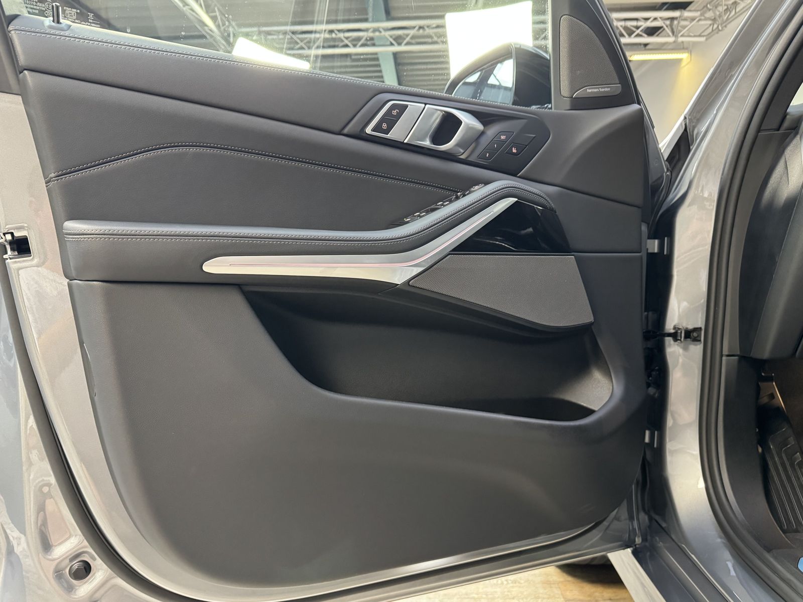 BMW X5 xDr40d M Sport Pro 22Zoll Luftfeder AHK ACC