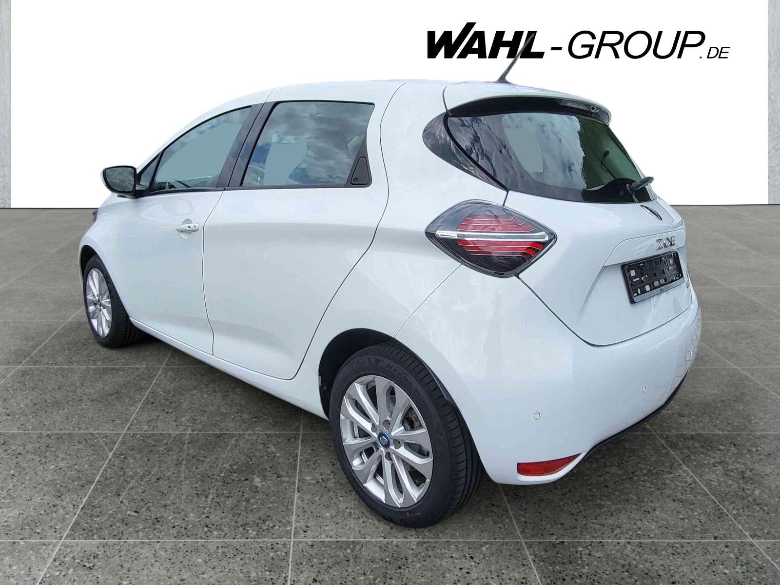 Renault Zoe Z.E.50 R*135* Experience - Samsaru's Car Outlet
